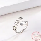 Женское серебряное кольцо с гравировкой в виде сердца