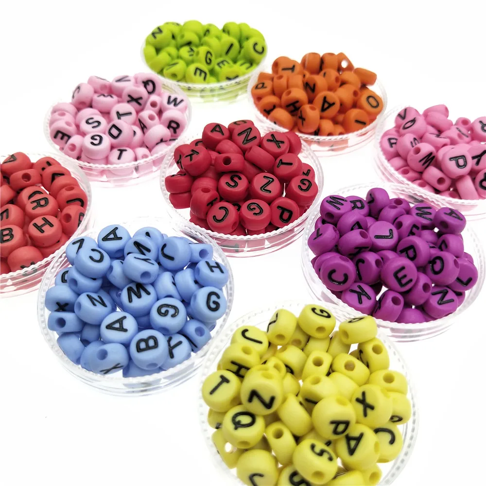 Цветные акриловые круглые бусины с алфавитом Смешанные черные буквами для