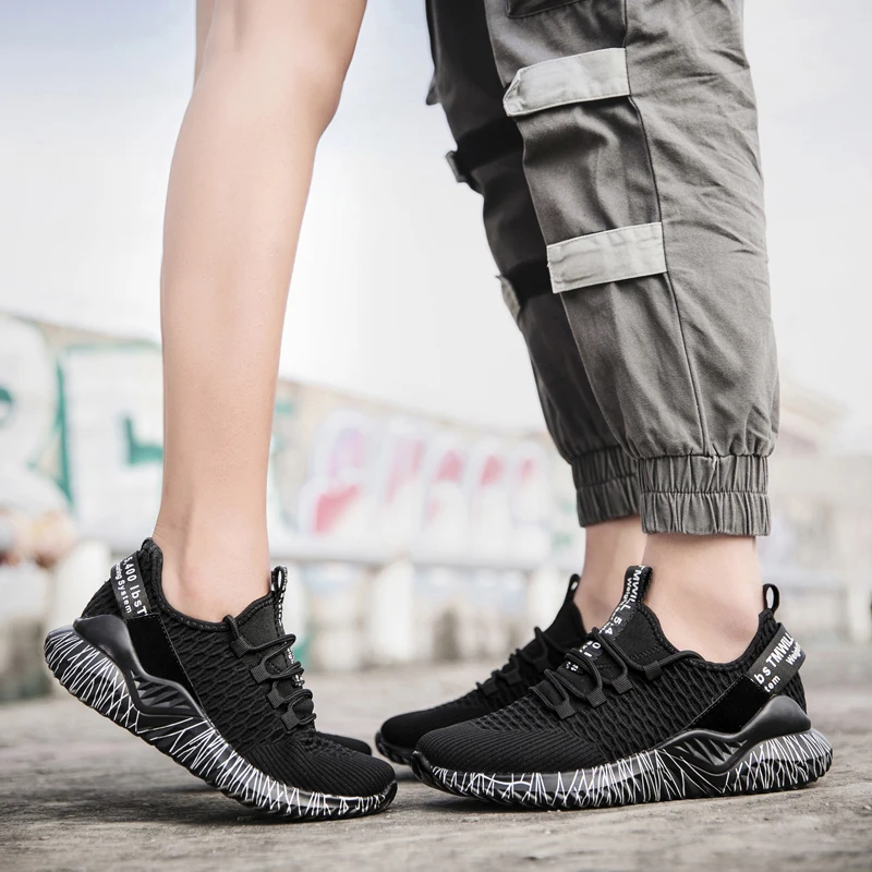 

Non-Slip Unisex Light Breathable Running Shoes Wear-resistant Lace-Up Sport Shoes Mans Fashion Sneakers chaussures zapatos