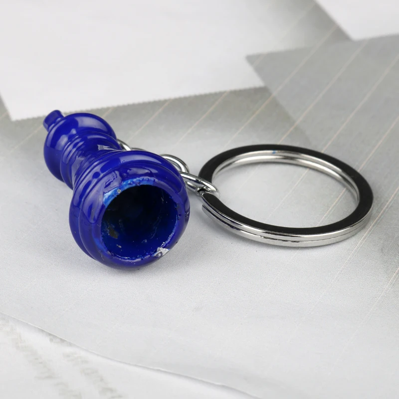 Международный ключ-брелок с шахматной фигурой No Lift Collection в виде ювелирного изделия для мужчин.