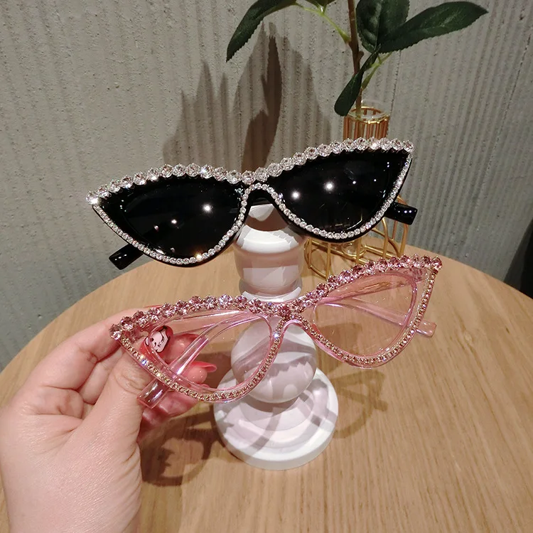 

Fashion Design Cat Eye Sunglasses Women Pink Sun Glasses Hot Selling Trend Ladies Outdoor Personality Sunglasses