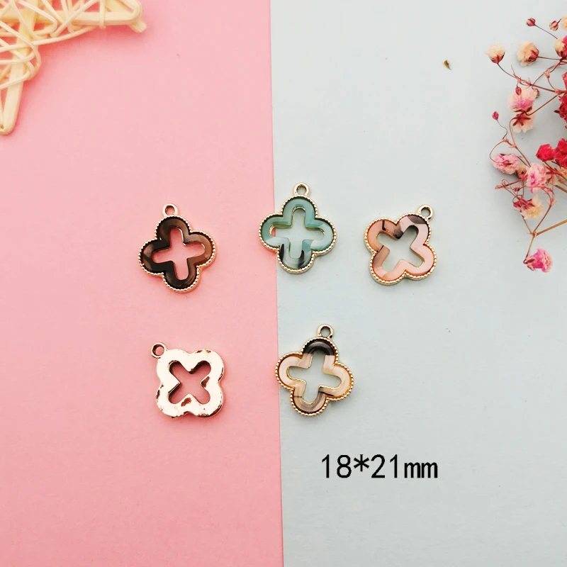 

10pcs Acrylic Flowers Metal Earrings Charms Finding Four Leaf Clover Charms Pendant Fit DIY Bracelet Jewelry Accessories 18*21MM