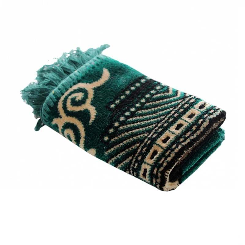 

Islamic Turkish Velvet Prayer Rug with Fringe Tassel Ethnic Flocking Jacquard Muslim Ramadan Carpet Small Square Mat H3CC