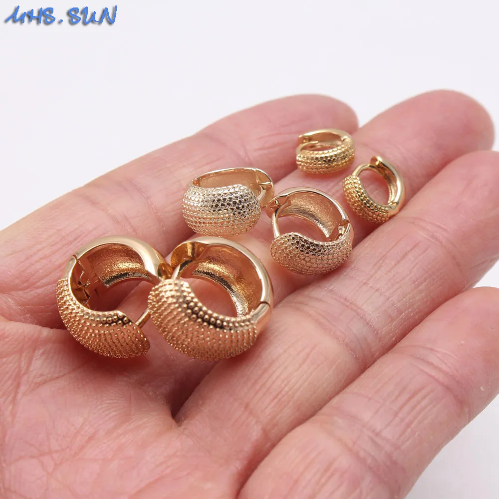 Женские серьги кольца MHS.SUN круглые золотого цвета в южноамериканском стиле