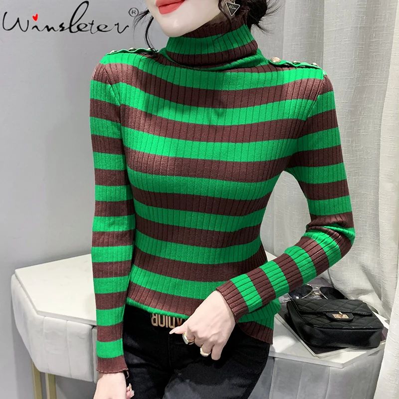 Женский трикотажный свитер в полоску с длинным рукавом и высоким воротником |