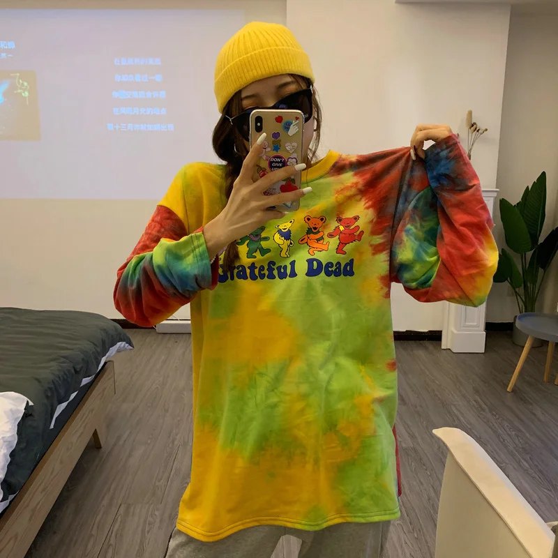 

KOSAHIKI Tie Dye Cartoon Bear Print Harajuku Women Tops Korean Vintage Retro O Neck Tee Shirt Long Sleeve Loose Casual Tshirt