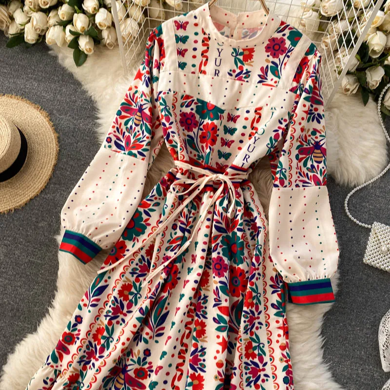 Платье женское демисезонное с длинным рукавом и воротником-стойкой | Женская