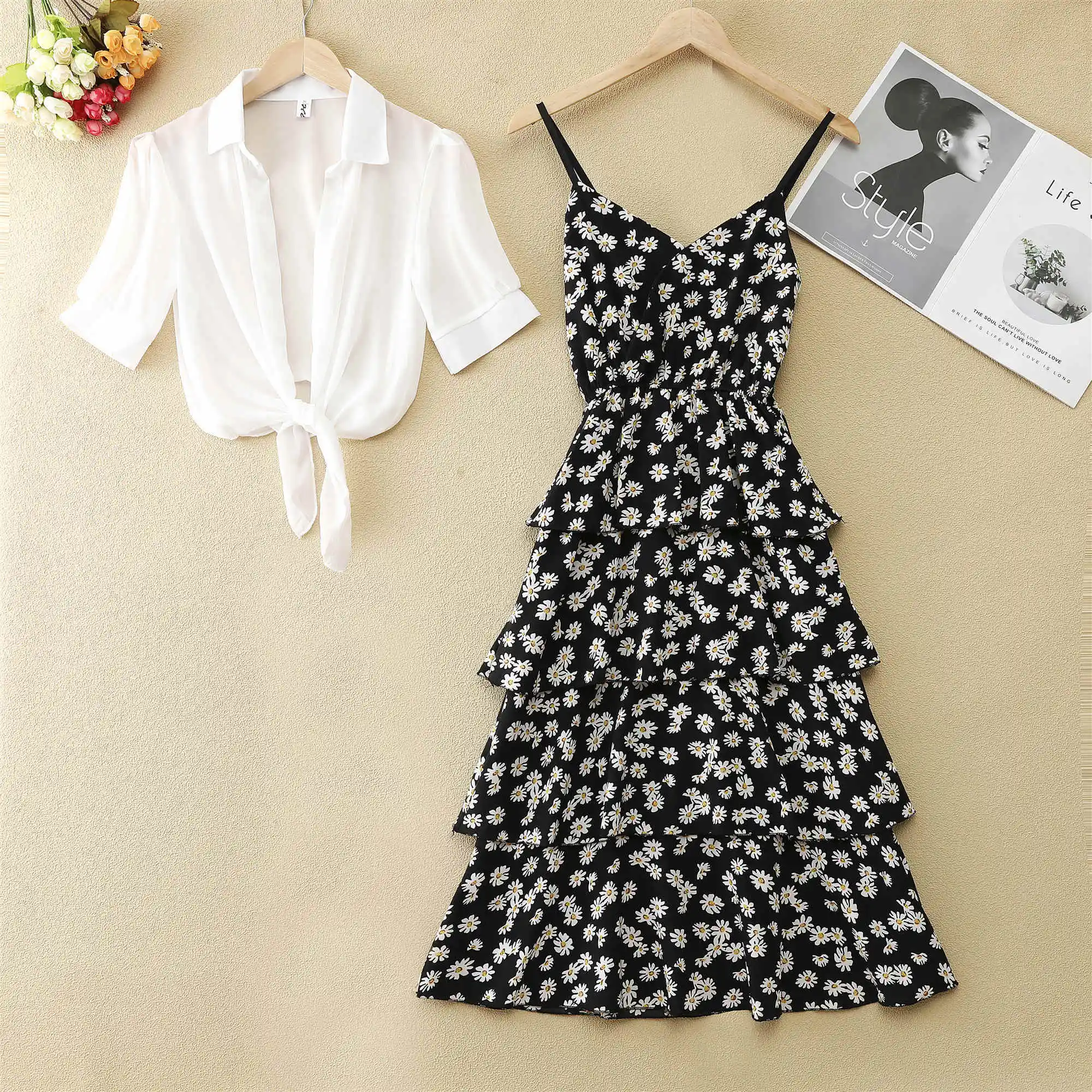

2021 Summer Women Sets Solid Blouse Top Floral Print Sleeveless Pleated V-neck Dress Women's Korean Style Chic 2 Piece Suits Q52