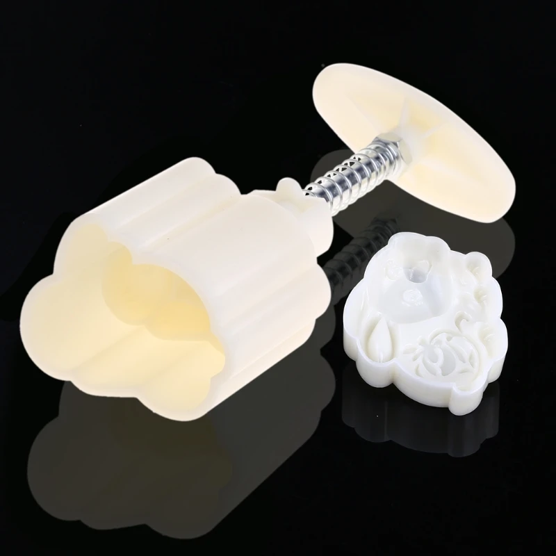 

1/2pcs Hand Press Cookie Stamp Moon Cake Decor Mould Barrel Mooncake Mold 50g W0YD