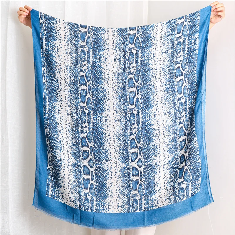 

Luxury scarf seaside sunscreen quality cotton material shawl new Autumn winter women Fashion print tourism Beach silk scarves
