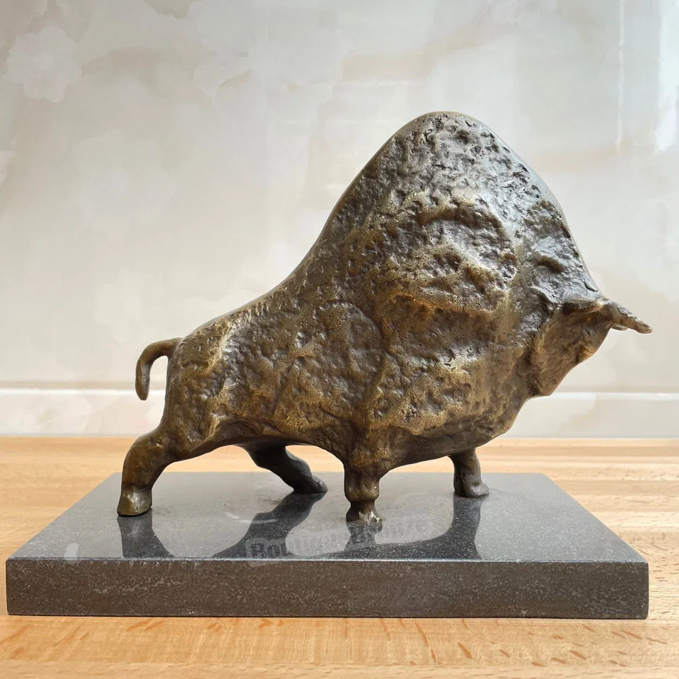 

Bronze Animal Sculpture Bull Statue Figurine Art Marble Base Business Gift Office Table Decoration