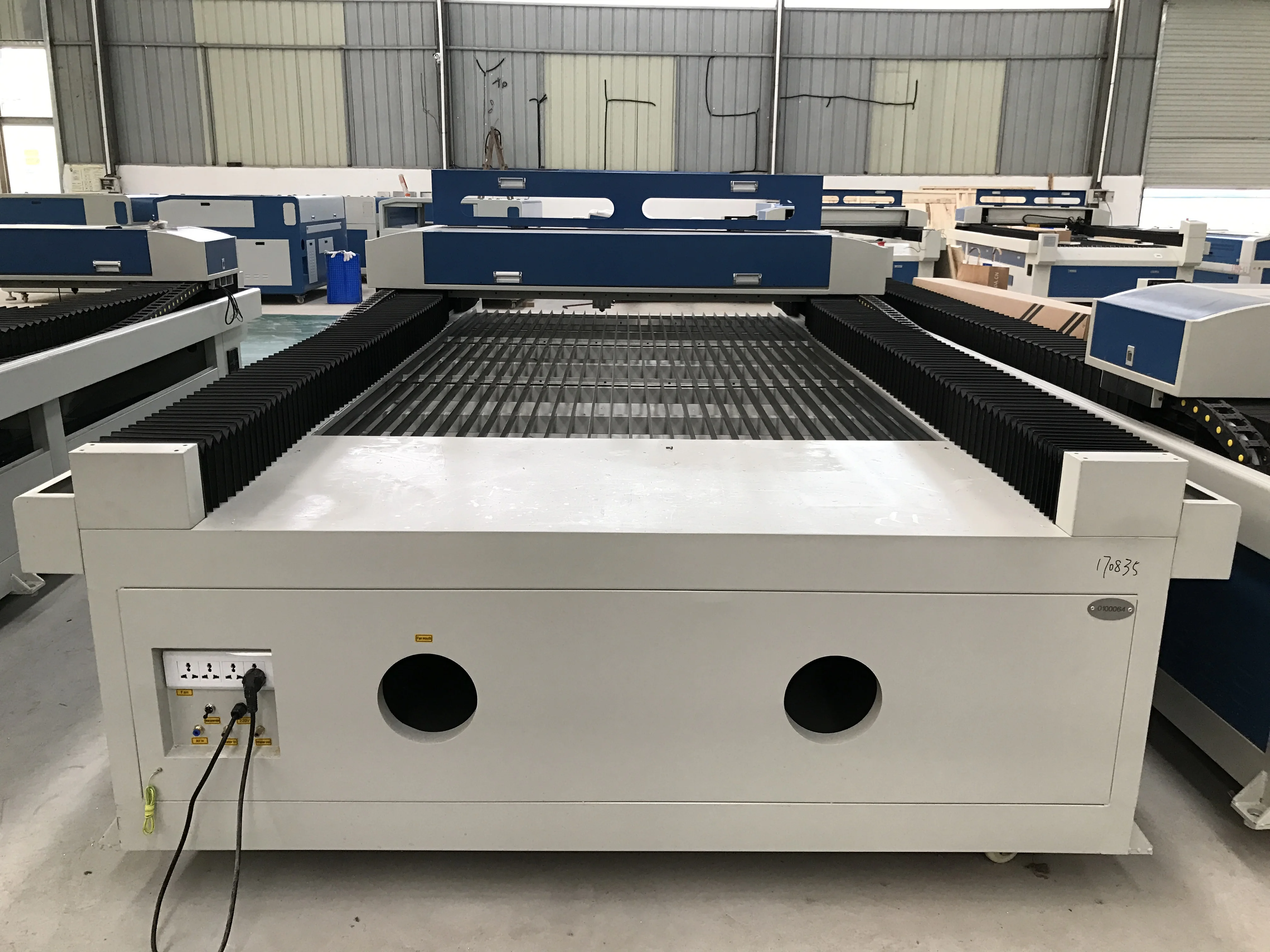 Металлический резак шариковый винт передача CO2 лазерная машина для резки дерева