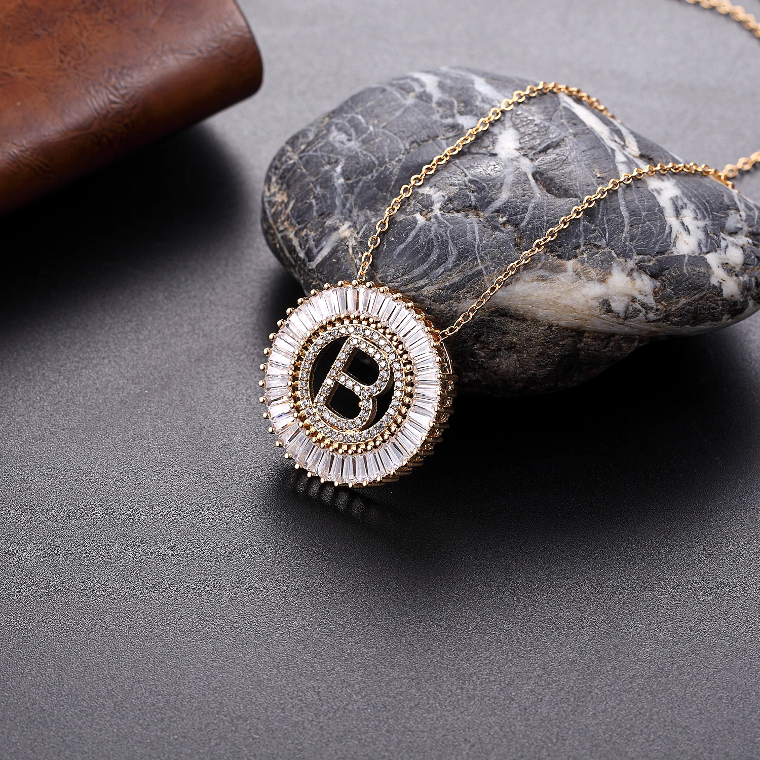 Модное крошечное изящное ожерелье в форме сердца с кубическим цирконием