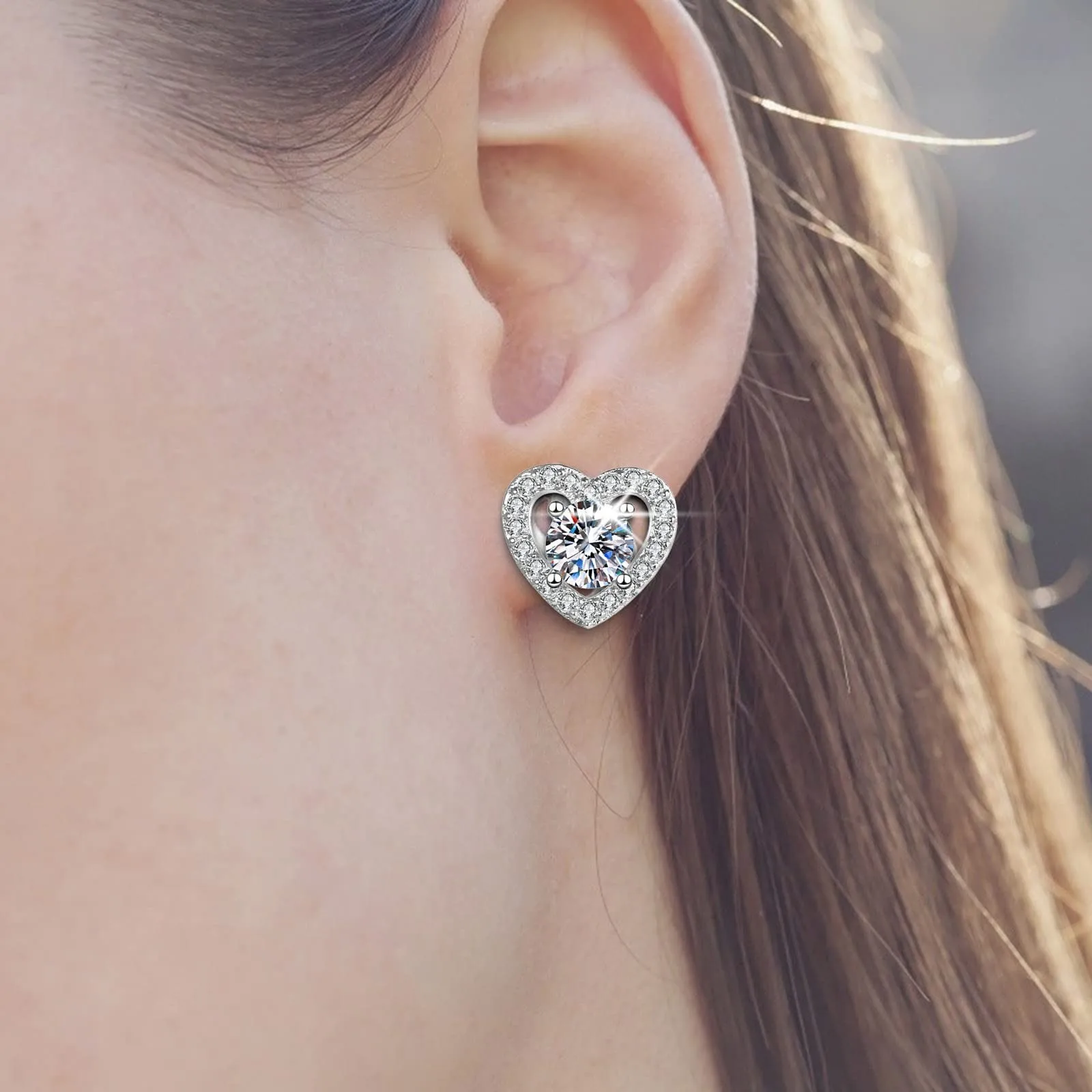 

Fashion Micro-inlaid Stud Earrings For Women Trendy Heart Shaped Moissan Diamond Stud Earrings Summer Jewelry Girls Party Gift
