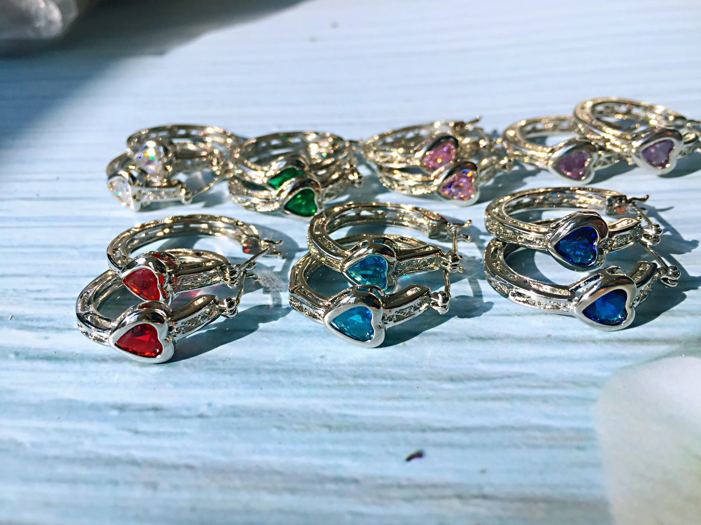 Серьги кольца в виде сердца гипоаллергенные|Серьги-кольца| |