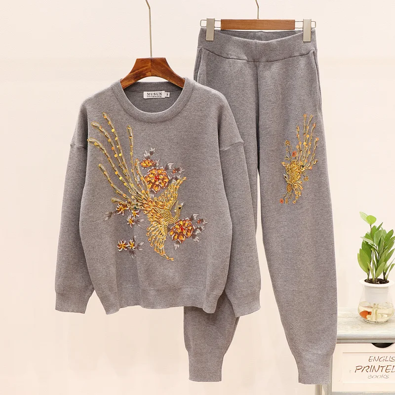 Бисероплетение Феникс комплект из 2 предметов Женский вязаный свитер костюм