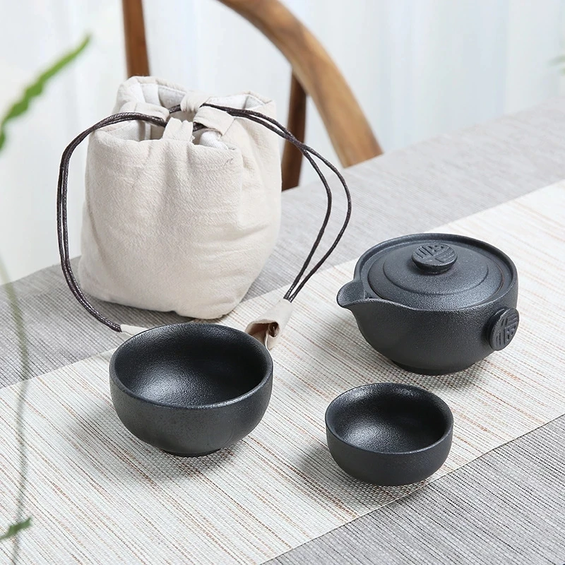 

Удобный набор чайной чашки из черной керамики, керамический набор с одной чашкой и двумя чашками, портативная ткань в японском стиле, дорожн...