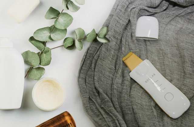 

[K-Beauty] RECLAR Galvanic Ultrasonic face massager - Gold (High quality home care), Face Facial Beauty device (Made in korea)