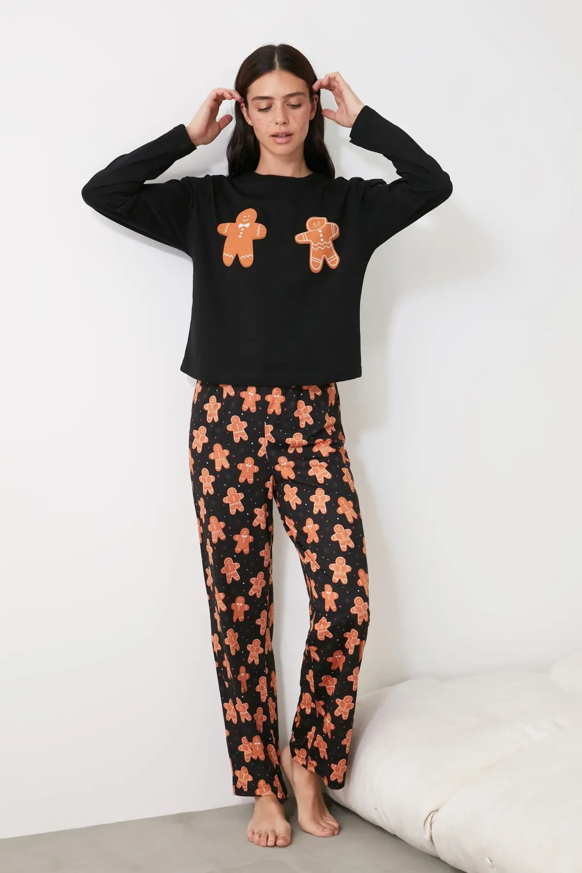 

Trendyol Cookie Printed Knitted Pajamas Set THMAW21PT0816