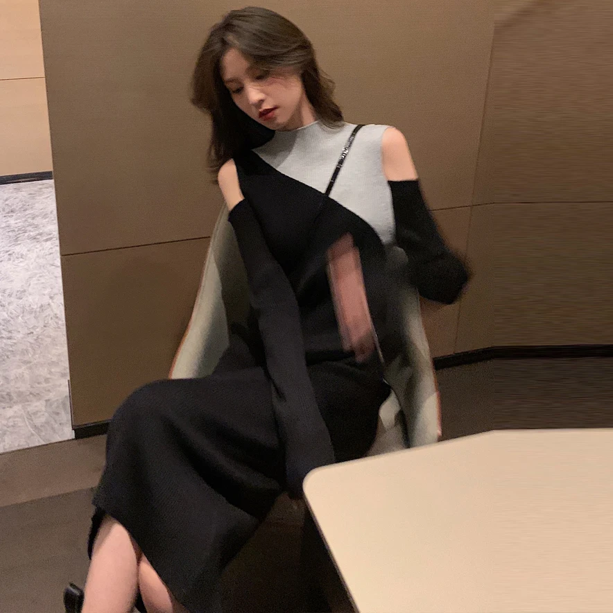 

Fashion women's dress contrast color half high neck knitted dress 2021 spring new mid-length sweater skirt base skirt