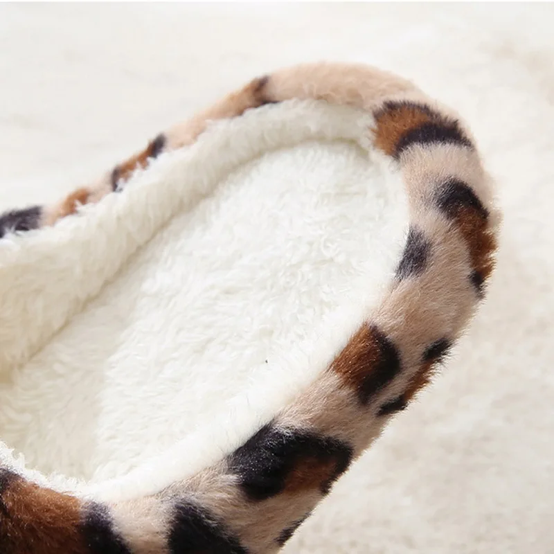 

LOOZYKIT Women Retail Drop Shipping Leopard Indoor Slippers Unisex Women House Shoes Non-Slip Warm Cotton Slippers Floor Slipper