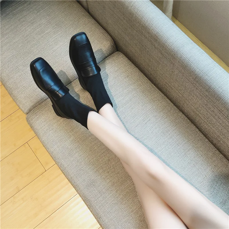 

2020 Square Head Casual Wild Low Heel Small Shoes Female Spring New Solid Student Leather Retro Slip-On Women's Shoes W40-44
