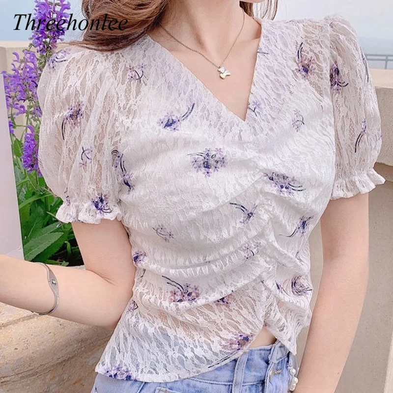 

Floral Elegant Blouses For Women 2021 Summer Bubble Sleeve Lace Casual France Vintage Shirt Print Pretty Korean Fashion Boho Top