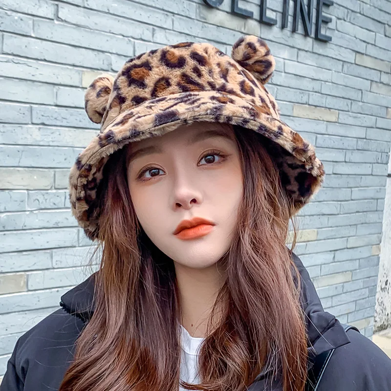 Панама женская зимняя с леопардовым принтом модная плотная теплая шапка ушками