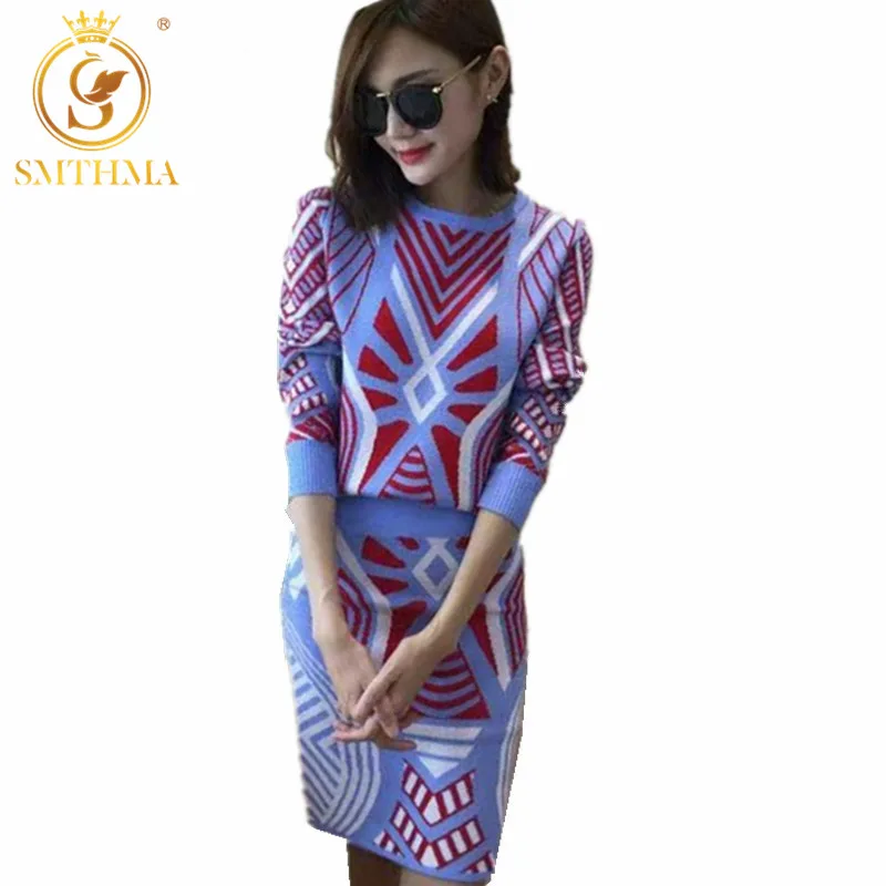 Женский комплект из двух предметов трикотажный свитер с длинным рукавом и юбка