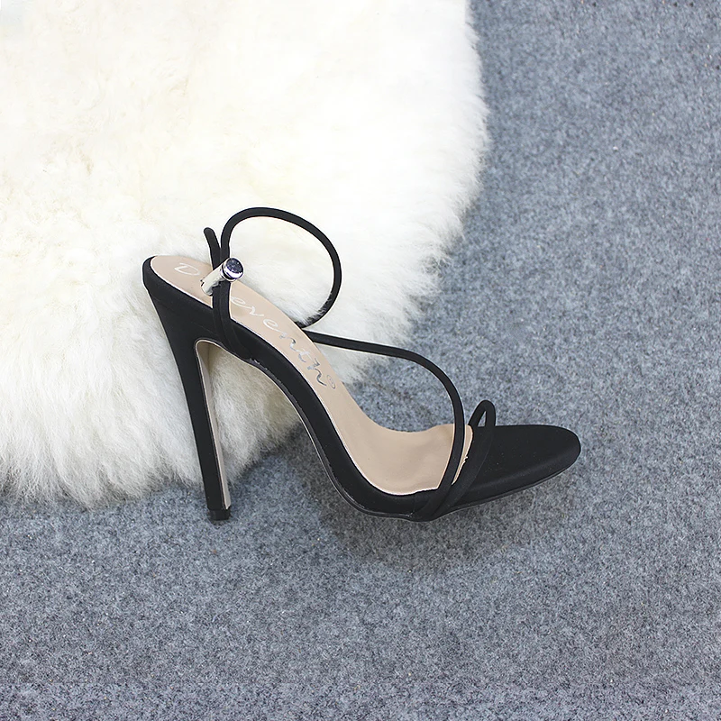 Женские босоножки с ремешком на щиколотке черные тонком каблуке вечерняя Обувь