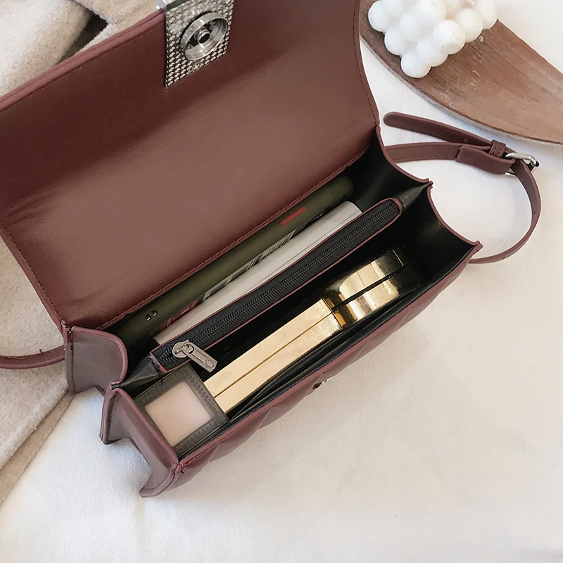 

MOLIHUAKAI Ladies New Solid Color Shoulder Bags Simple High-Quality PU Leather Girl Diagonal Small Bag Exquisite Chain Handbag