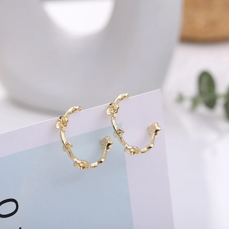 

Fashion Korea Elegant Simple INS Style Ear Stud GIRL'S Retro Rose Ear Ring Earrings Ear Stud