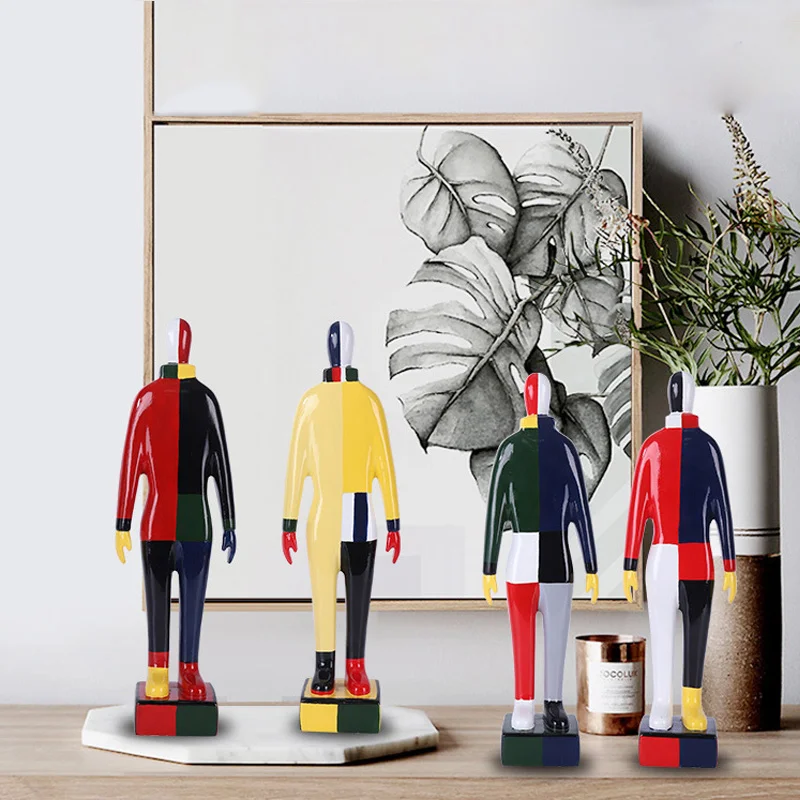 

Malevich Sportsmen Sculture Abstract Art Hand-made Resin Artware Human Statue Home Office Decor