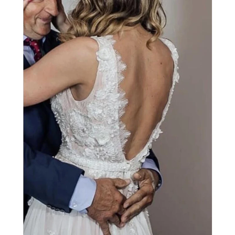 

YILIBER Lace wedding dress v-neck sleeveless simple retro bridal dresses 3d flower split skirt wedding gown custom made