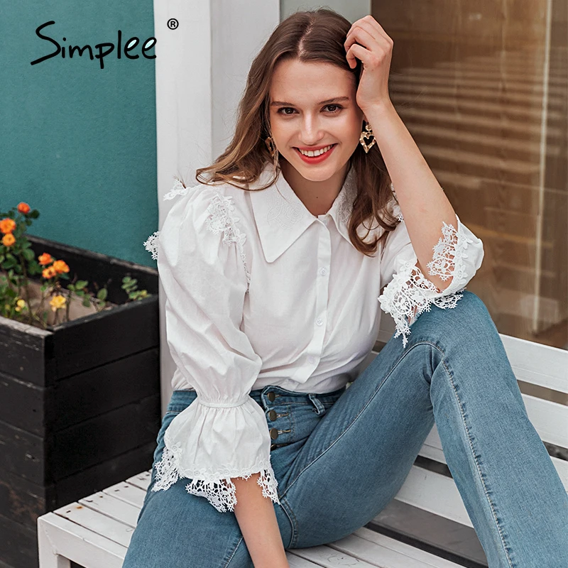 Женская винтажная блузка на пуговицах Simplee белая с кружевными
