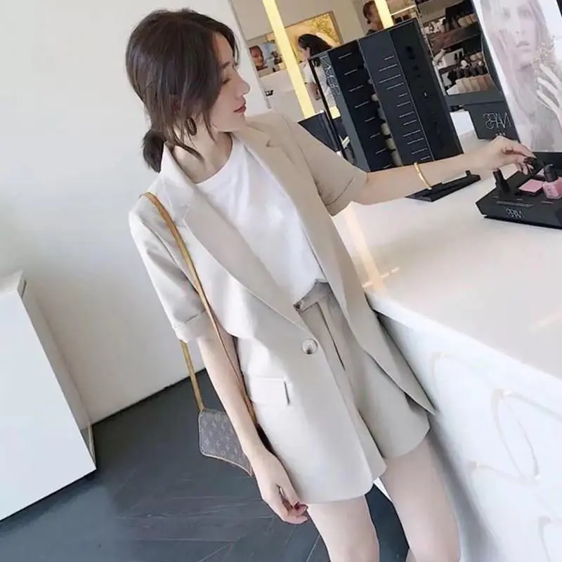 

2020 summer new fashion temperament celebrity short sleeve Blazer coat women's shorts casual suit two piece suit