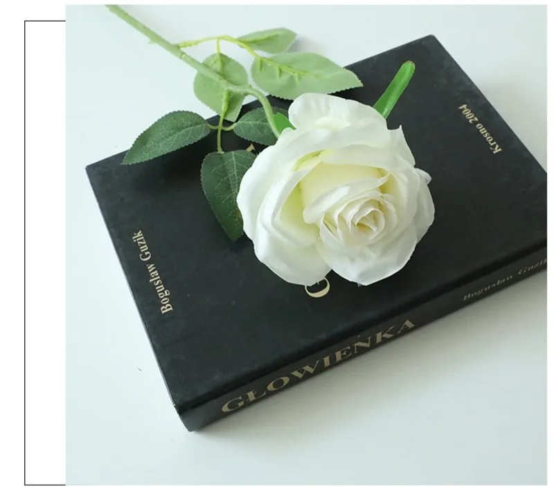 

Single Simulation Rose Bouquet High Grade Silk Flower Living Room Tea Table Decoration Florist decoration Photo props