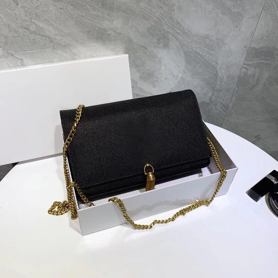 

400033 LOGO, top fashion, high-end design, large capacity, trendy, simple one-shoulder diagonal cowhide envelope bag
