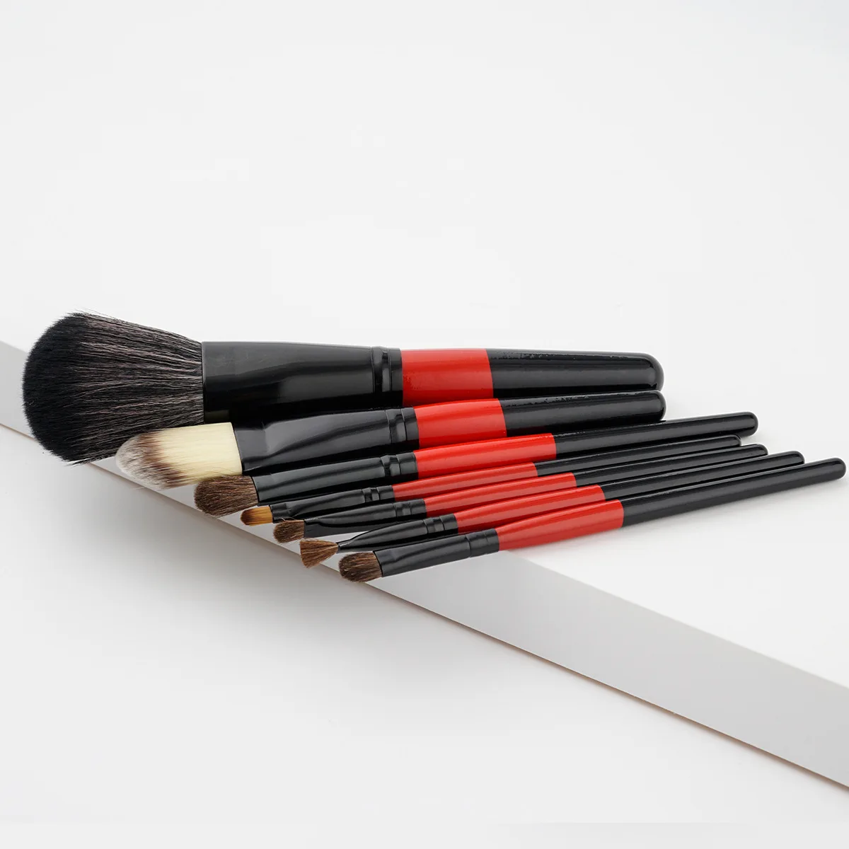 Новый черно-красная ручка Косметика Кисть для Пудры Профессиональный конические