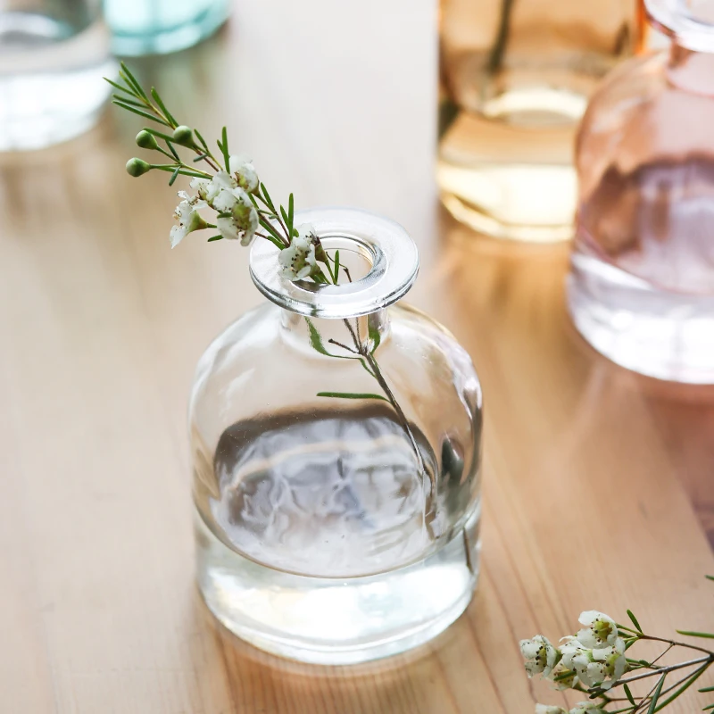 Ваза прозрачная стеклянная разноцветная для цветов Маленькая ваза в