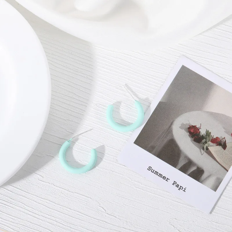 

Cute Stud Earring Women Simple Earrings Woman Sweet Girl Party Jewelry Charms Ladies Elegant Candy Color Trendy Metal Brincos