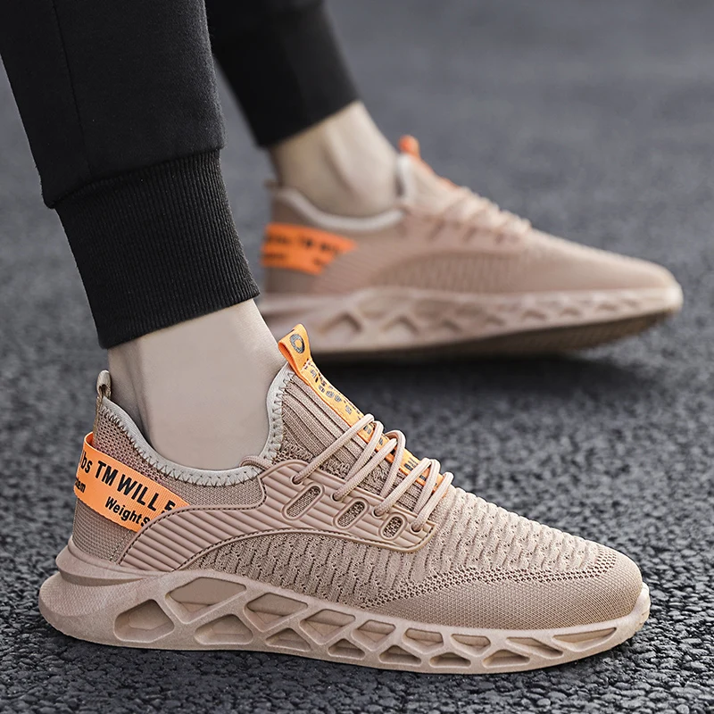 

2020 New Fashion Classic Shoes Men Flyweather Comfortable Breathabl Non-leather Casual Lightweight Leisure Running Sports Shoes