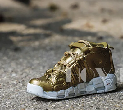 single-pipeng-gold Howplay Mini Sneakers Basketball Shoes Keychain 3D Backpack Pendant Bag Charm AJ1 OW Creative Gifts Keyring for1/6 Soldier Doll - Цвет: single-pipeng-gold