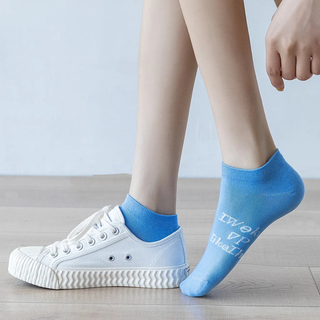 

Женские хлопковые носки с забавными буквами, Короткие повседневные носки до щиколотки с мультяшным принтом сердечек, уличные носки, новинк...