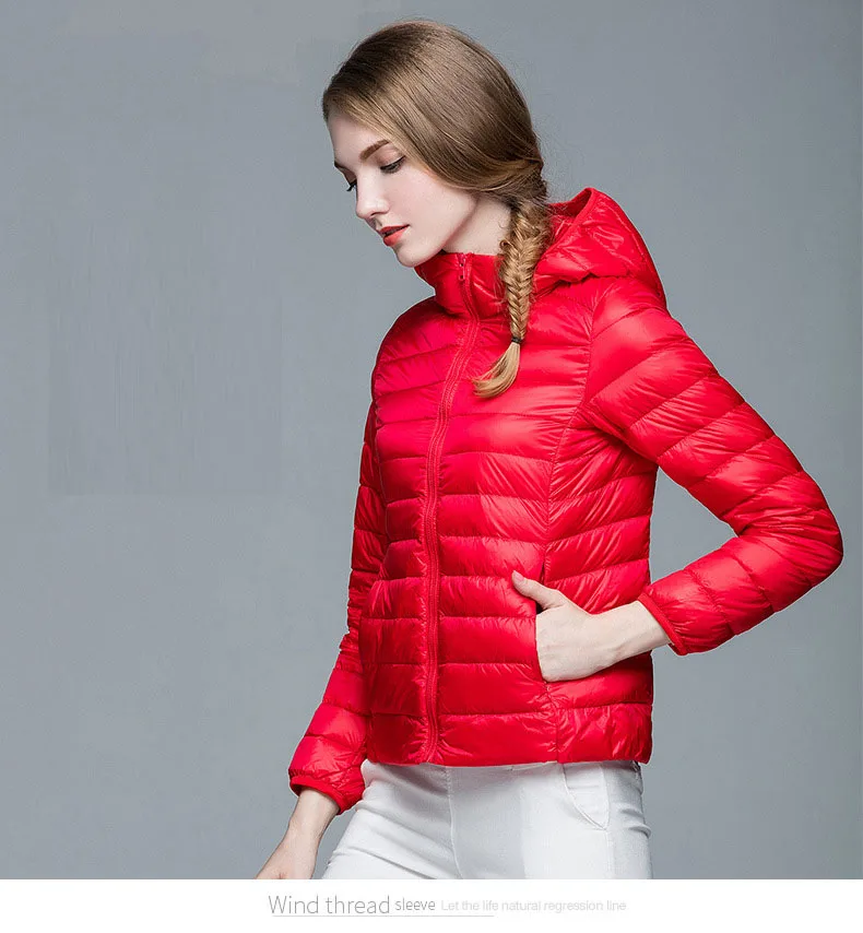 Зимняя женская ультра легкая куртка-пуховик с капюшоном и белым утиным пухом