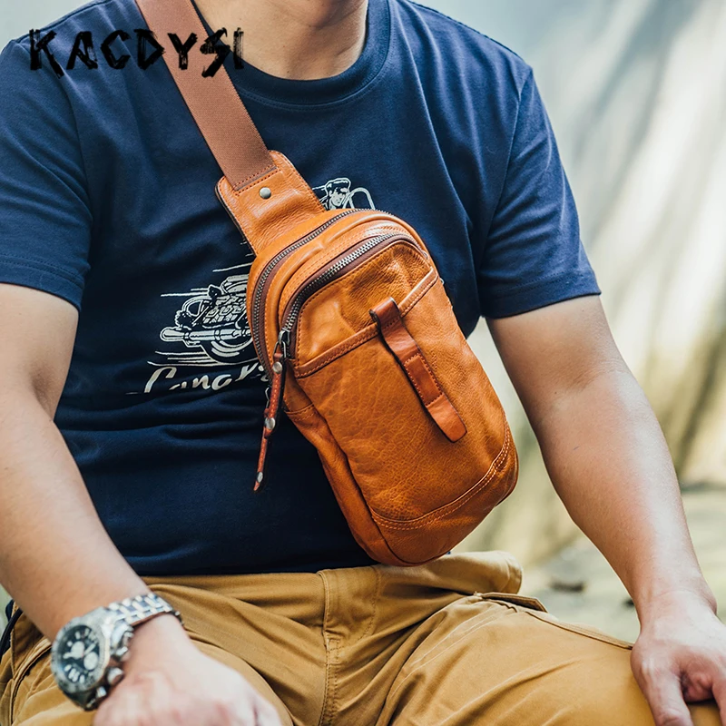 Фото Мужская нагрудная сумка известного бренда винтажная маленькая из натуральной