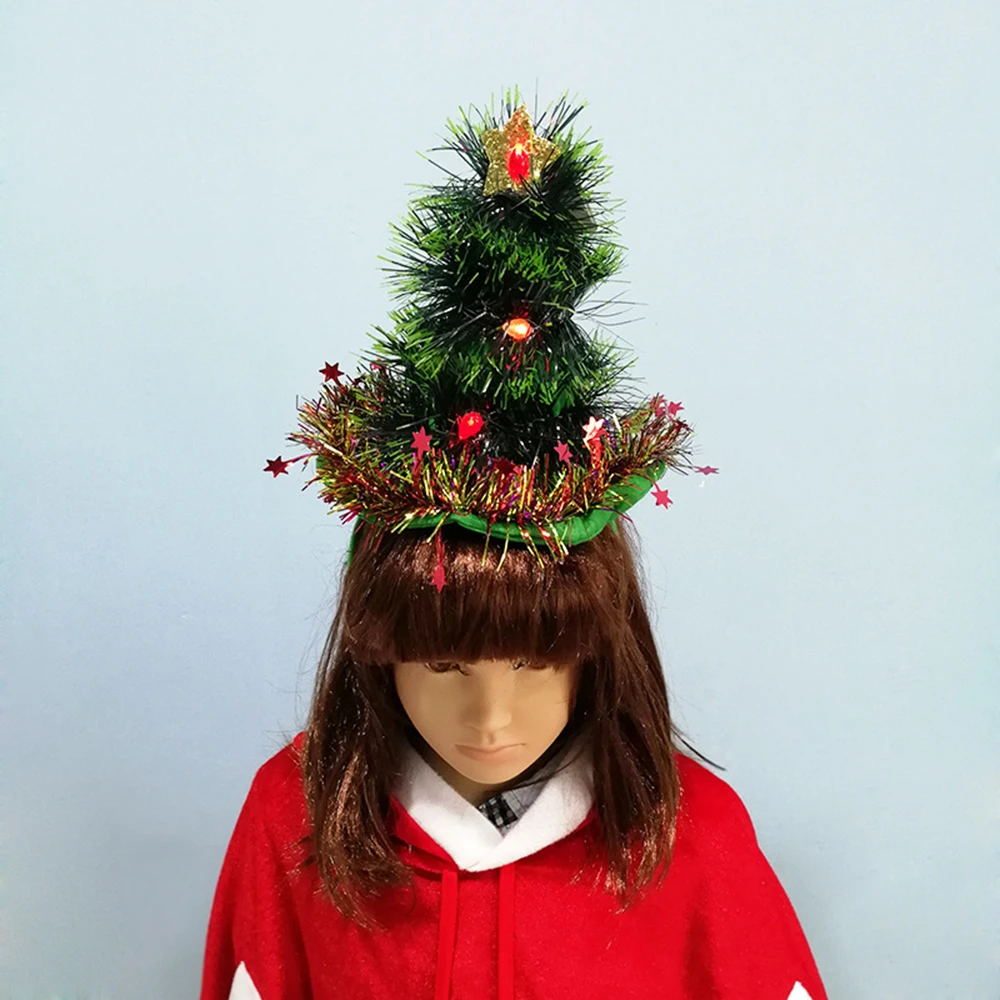 Рождественские шапки красные серебристые зеленые елки со звездой