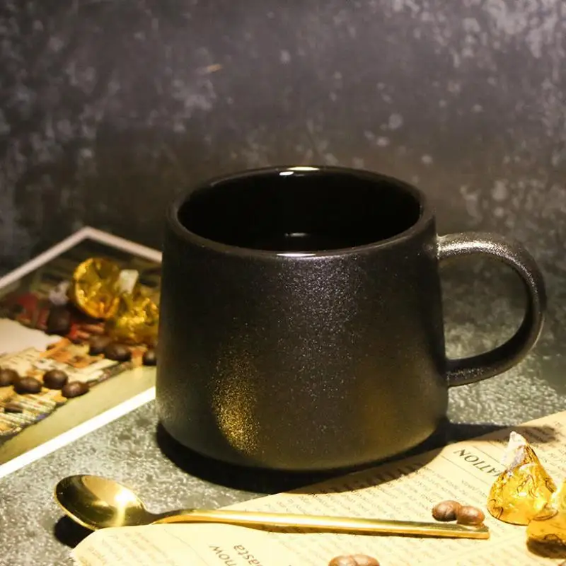 Грубая Женская необычная черная кружка в европейском стиле грубая керамика