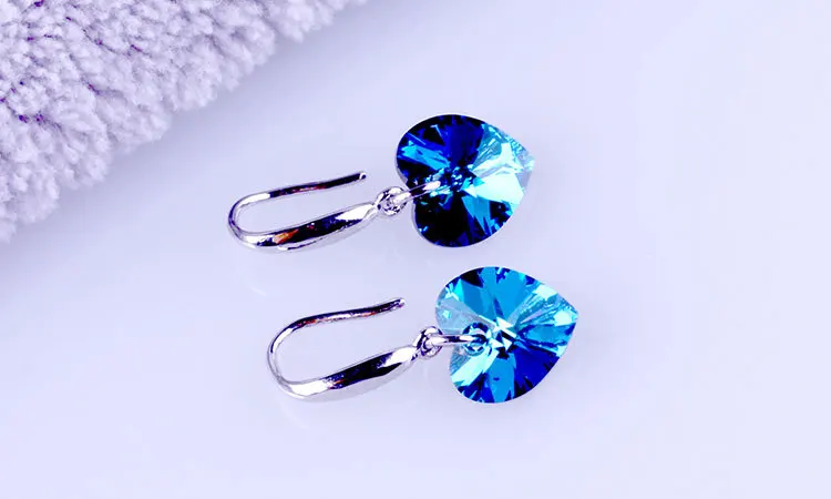 

925 Sterling Silver Blue Crystal Heart Stud Earrings For Women Party Wedding Party Jewelry Accessories Pendientes eh544