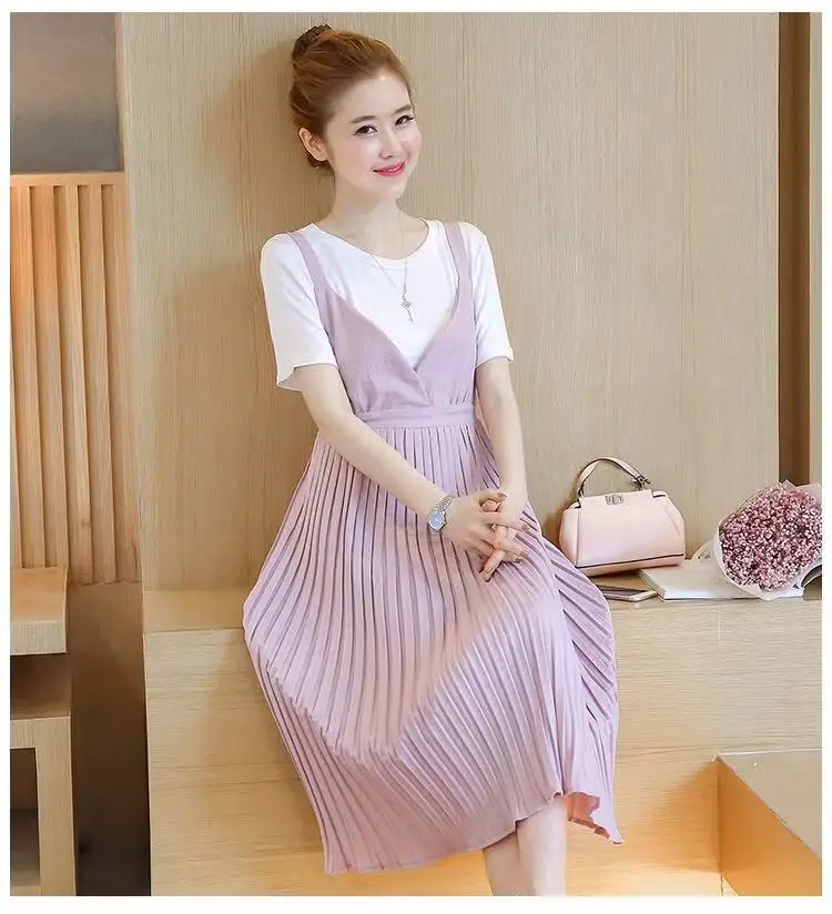 

Pregnant Women Chiffon Dress Set Summer Clothes For Maternity White T Shirt and Sling Pleated Dress Pregnancy Fashion Outfits
